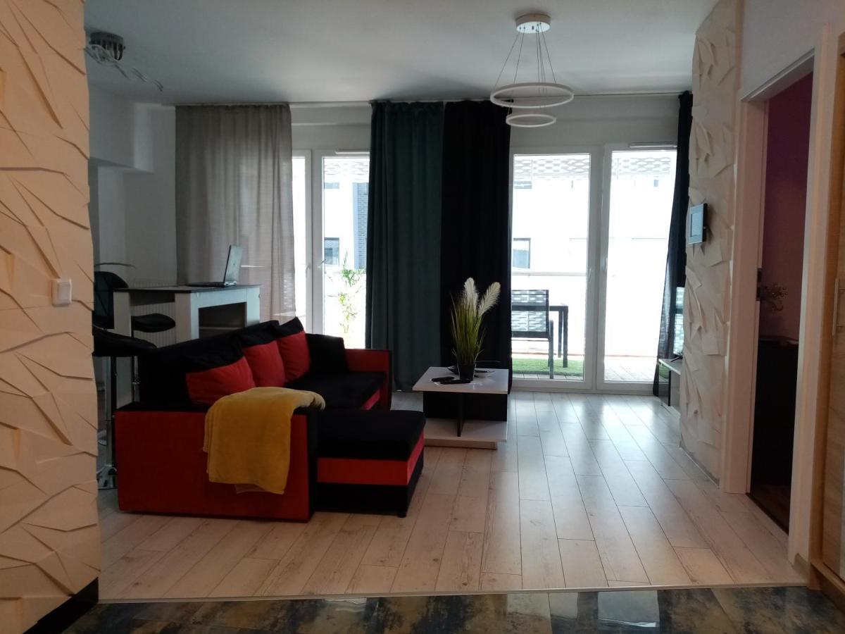 Apartment Intelliparts