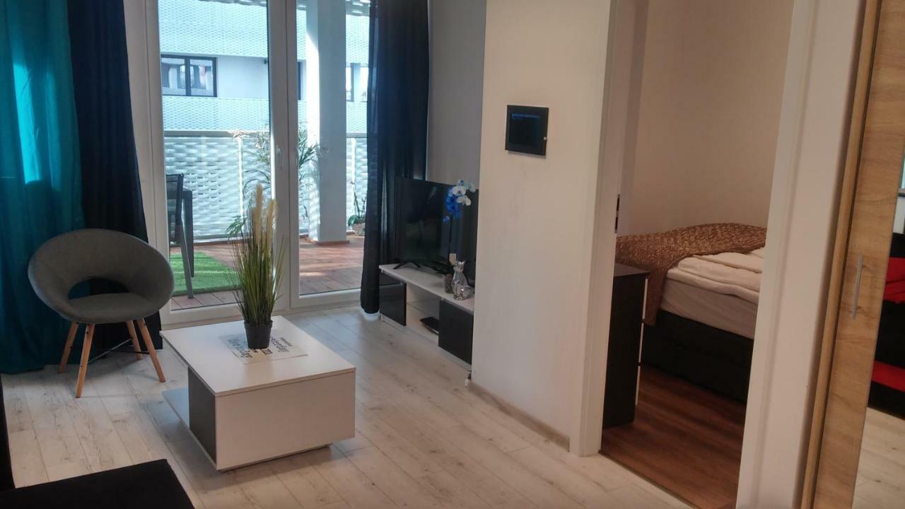 Intelliparts Apartment *